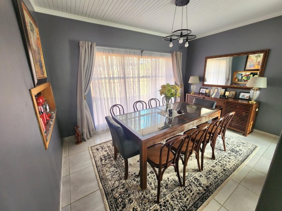4 Bedroom Property for Sale in Hillcrest Northern Cape